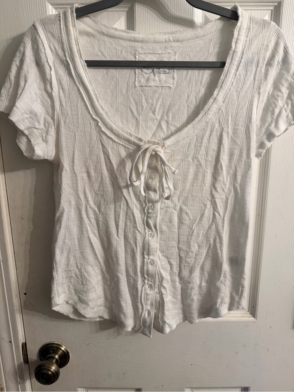 aerie White Scoop-Neck Tie-Front Ribbed Button Short Sleeve Tee